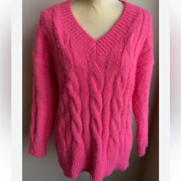 Lucky Brand Women Hot Pink Cable Knit fuzzy Eyelash V Neck size M - Picture 4 of 5